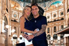la foto para el infarto de la novia de lautaro martinez junto al delantero del inter ¿barcelona? la foto para el infarto de la novia de lautaro martinez junto al delantero del inter ¿barcelona?