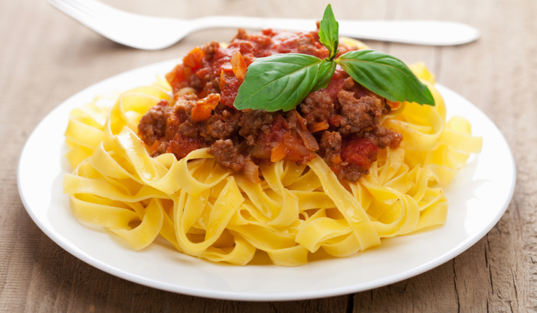 Fideos con salsa boloñesa: la mejor receta para principiantes Foto: Shuttertstock