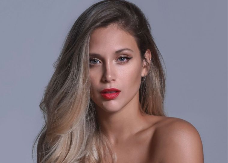 Barbie Vélez es una de las jóvenes con mayor estilo de la Argentina y te presenta las tendencias 2022 para el verano. Foto: El Intrasigente