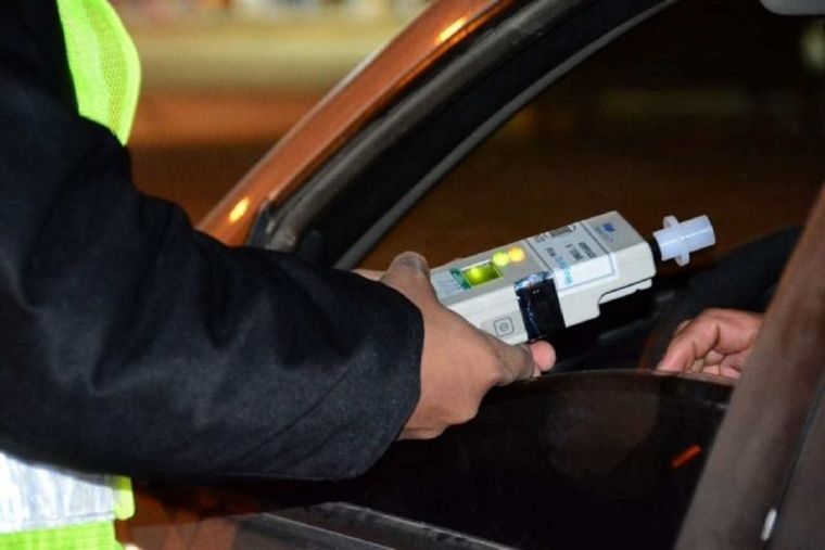 El test de alcoholemia practicado al conductor lo complicó aún más en el accidente. Foto: Archivo MDZ