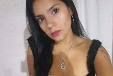 La joven murió en la celda de una comisaría