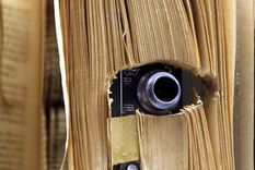 El imputado había instalado una cámara espía en la casa de su expareja Foto: Imagen ilustrativa