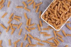 Según advirtió la ANMAT, el producto detallado no representa riesgo alguno para la población que no es celíaca o alérgica al gluten. Foto: Freepik
