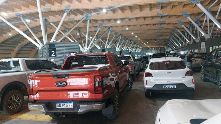 Alertan por largas demoras en el paso a Chile. Foto: Osvaldo Valle