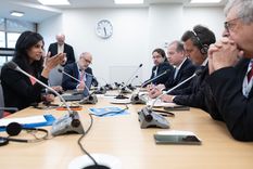 Las arduas negociaciones con el Fondo ya llevan más de una semana, y si bien hay acercamiento todavía no está claro que el consenso esté cerca. Foto: Ministerio de Economía