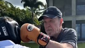 Chuck Norris compartió en las redes sociales un enérgico video, pocos días antes de su fallecimiento. Foto: Instagram @chucknorris Chuck Norris compartió en las redes sociales un enérgico video, pocos días antes de su fallecimiento. Foto: Instagram @chucknorris