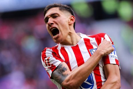 Nahuel Molina sufrió una lesión muscular durante el partido entre Atlético de Madrid y Celta de Vigo. Nahuel Molina sufrió una lesión muscular durante el partido entre Atlético de Madrid y Celta de Vigo.