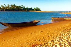 Tranquilidad y playa. Tranquilidad y playa.