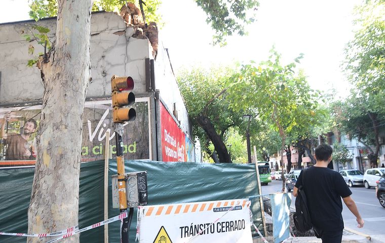 El edificio de la calle Montevideo estaba en malas condiciones edilicias. El edificio de la calle Montevideo estaba en malas condiciones edilicias.