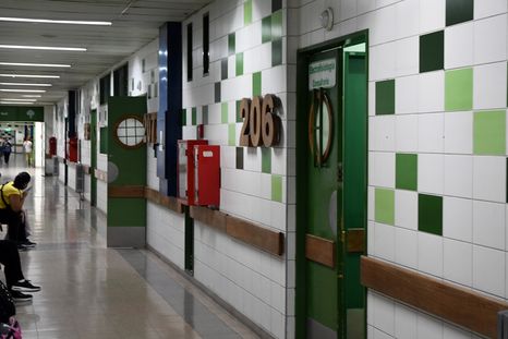 Hospital Central de Mendoza, el principal nosocomio público de la provincia. Foto: ALF PONCE MERCADO / MDZ Hospital Central de Mendoza, el principal nosocomio público de la provincia. Foto: ALF PONCE MERCADO / MDZ