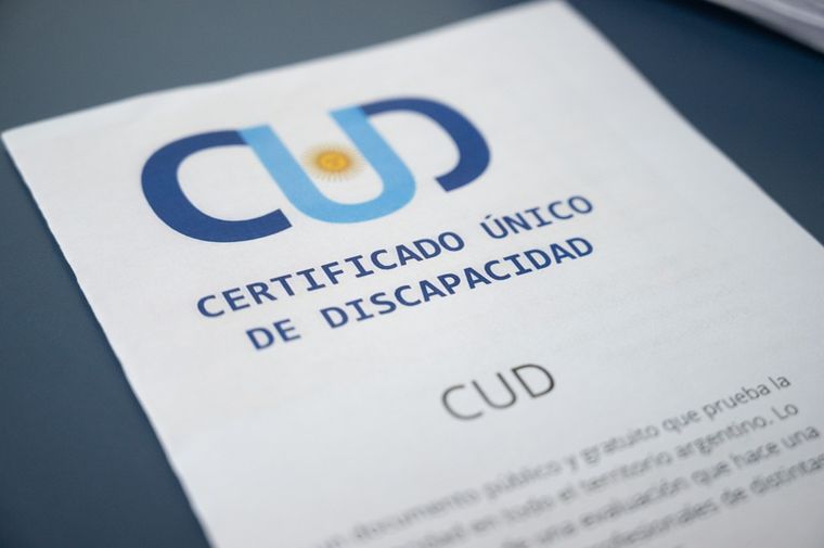 La actividad está dirigida a jóvenes con discapacidad y a sus familias. Se busca garantizar un ingreso inclusivo a la universidad. La actividad está dirigida a jóvenes con discapacidad y a sus familias. Se busca garantizar un ingreso inclusivo a la universidad.