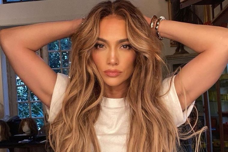 Jennifer Lopez La reconocida actriz también entrena en casa Foto: Quién