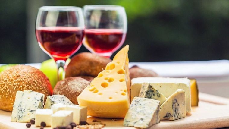 Vinos y quesos: ¡un manjar!