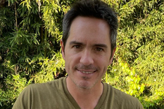 Mauricio Ochmann nació el 16 de noviembre de 1977 en Washington D. C., Estados Unidos.