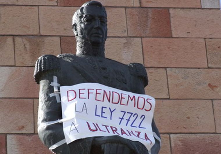 Mañana  a las 11.30 habrá una protesta contra la minería. Foto: www.infoalvear.com.ar
