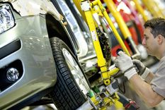 cayo 12,2% la produccion automotriz nacional