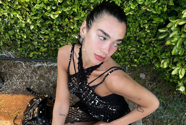 Dua Lipa estaría de novia con el comediante Trevor Noah