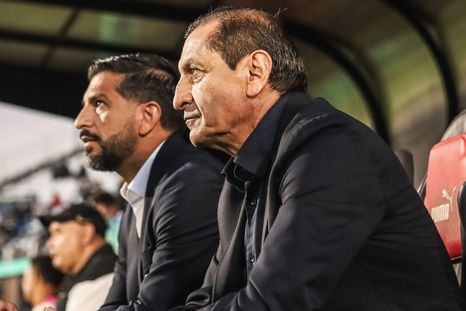 Emiliano, hijo y ayudante de Ramón Díaz, habló del delicado presente de River. Emiliano, hijo y ayudante de Ramón Díaz, habló del delicado presente de River.