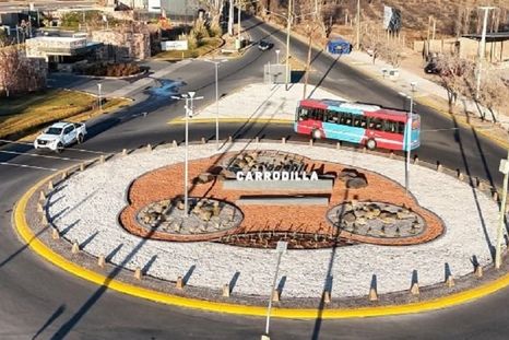 Código de Convivencia en Luján: multas por cruzar distraído con el celular y otras faltas viales desde abril del 2026. Código de Convivencia en Luján: multas por cruzar distraído con el celular y otras faltas viales desde abril del 2026.