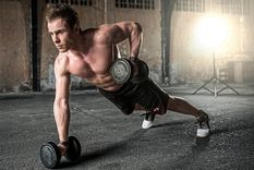 Quemar grasas levantando pesas es posible. Foto: PIXABAY