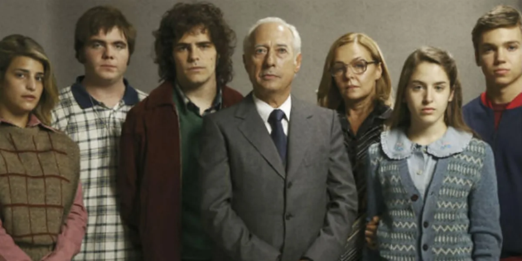 El Clan, el primer trabajo importante en la carrera de Gastón Cocchiarale. El Clan, el primer trabajo importante en la carrera de Gastón Cocchiarale.