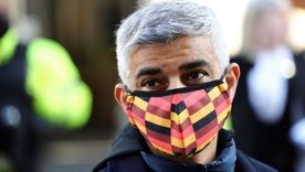 Sadiq Khan, alcalde de Londres, dice que el virus está fuera de control.