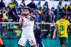 Defensa y Justicia - Huracán El Globo ganó 4 a 2 en un entretenido partido en Florencio Varela. Defensa y Justicia - Huracán El Globo ganó 4 a 2 en un entretenido partido en Florencio Varela.
