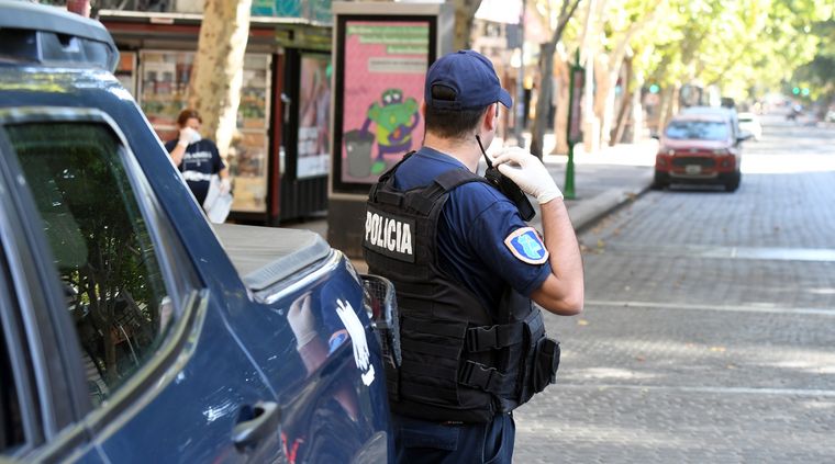 Policía La mayor cantidad de detenidos es de la Zona Este, pero en toda la provincia hubo irresponsables. Foto: ALF PONCE / MDZ