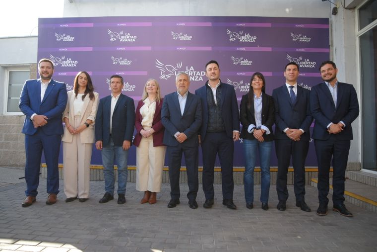Alfredo Cornejo, candidatos la libertad avanza, cambia Mendoza