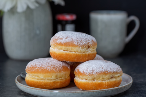 Berlinesas caseras: el postre perfecto para compartir con familia Foto: Shutterstock