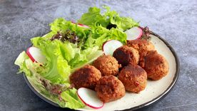 Receta clásica de albóndigas de carne como las de la abuela.