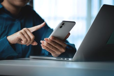 Los nuevos teléfonos optimizan las tareas de trabajo gracias a procesadores potentes y pantallas de gran calidad. Los nuevos teléfonos optimizan las tareas de trabajo gracias a procesadores potentes y pantallas de gran calidad.