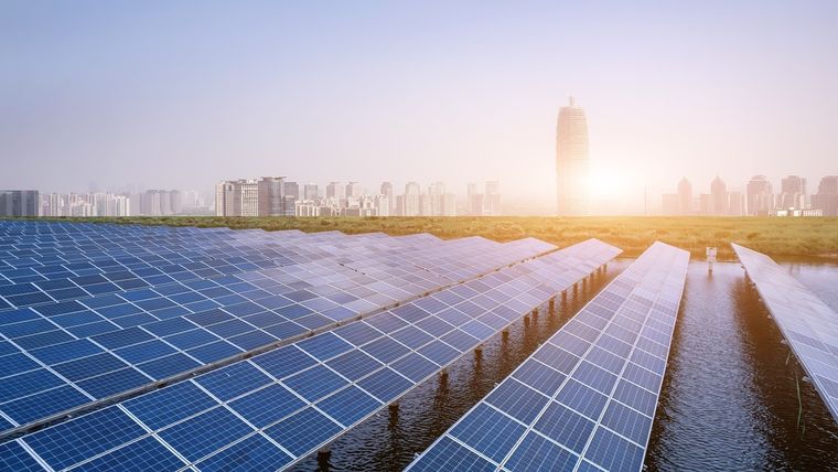 Pyramid-1P ocupa menos espacio y genera varias veces más energía que los paneles solares. Pyramid-1P ocupa menos espacio y genera varias veces más energía que los paneles solares.