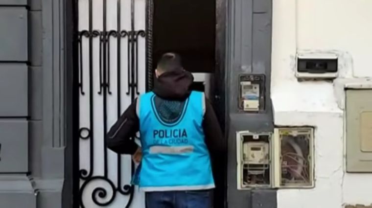 En el taller clandestino encontrar a 18 personas en condiciones inhumanas. Entre ellos 7 menores de edad.&nbsp;