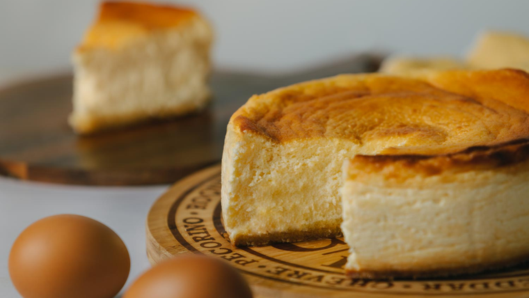 La tarta de queso es una receta muy popular en pastelería. La tarta de queso es una receta muy popular en pastelería.