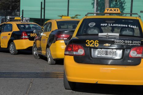 Las tareas comenzaron sobre calle Reconquista y se extenderán progresivamente al resto de las arterias que rodean la Terminal. Las tareas comenzaron sobre calle Reconquista y se extenderán progresivamente al resto de las arterias que rodean la Terminal.