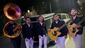 Los miembros del Grupo Fugitivo desaparecieron cuando iba a tocar a una fiesta. Los miembros del Grupo Fugitivo desaparecieron cuando iba a tocar a una fiesta.