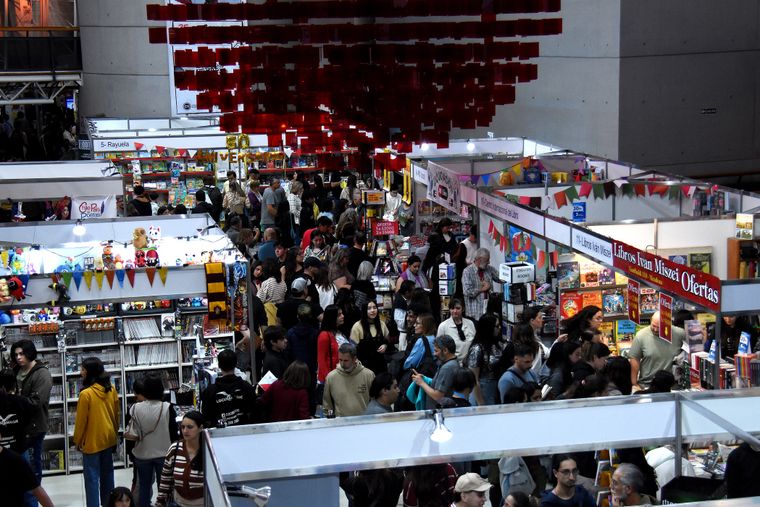 La Feria del Libro recibió unas 150 mil personas en las 11 jornadas.&nbsp;