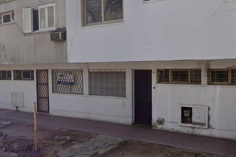 El hombre vivía a metros de la comisaría