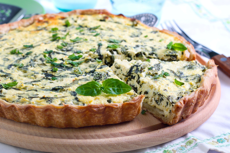 Cómo hacer una tarta de queso y espinacas cremosa y crujiente Foto: Shutterstock