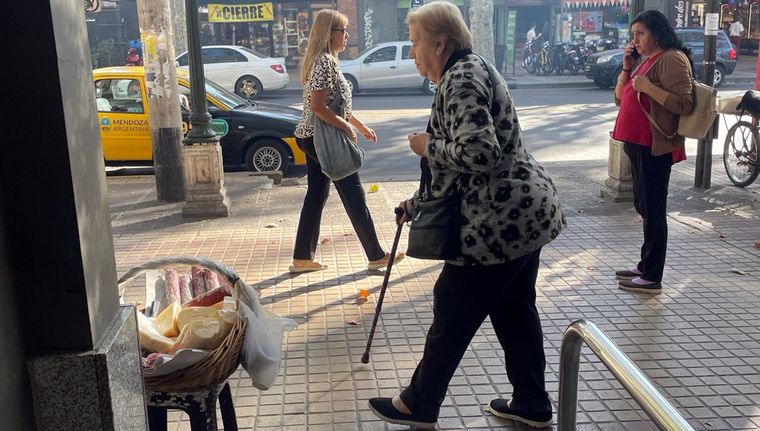 Los jubilados y pensionados cobrarán con aumento a partir de junio. Foto: ALF PONCE MERCADO / MDZ