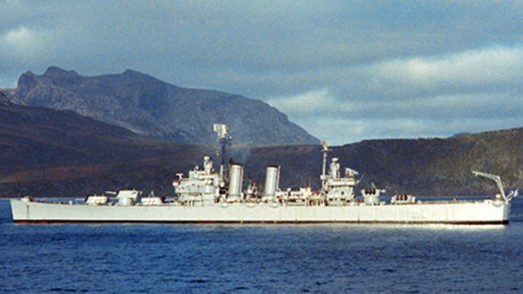 El Crucero ARA General Belgrano en aguas del sur. Foto: argentina.gob.ar