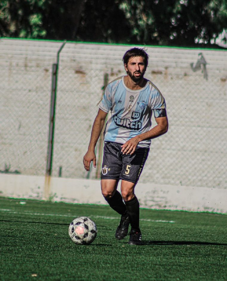 La 5 y la cinta en su brazo, marcas registradas.