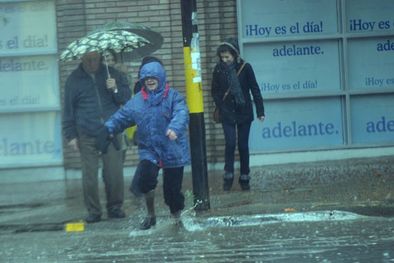 MDZol | La intensa lluvia le complicó la jornada a los sanrafaelinosl. Foto: Pablo Matar/Mediamza.com