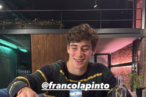 Franco Colapinto disfruta de sus vacaciones en Argentina antes de volver a subirse al simulador de Alpine. Franco Colapinto disfruta de sus vacaciones en Argentina antes de volver a subirse al simulador de Alpine.