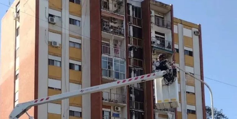 Cayó la mampostería de un edificio de Escobar Foto: NA