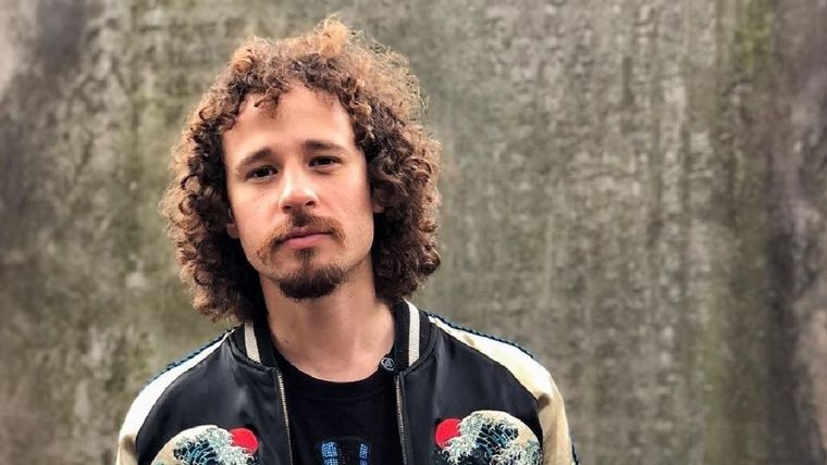 Video: Luisito Comunica fue increpado en una marcha contra la gentrificación en Ciudad de México. Foto: X.