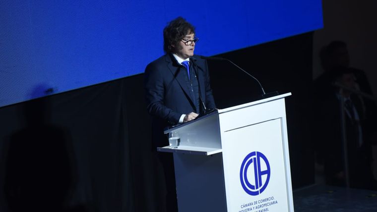 Javier MIlei y su receta de equilibrio fiscal. 