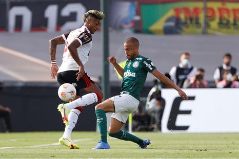 Palmeiras y Flamengo se miden en la Lima para definir al campeón de la Copa Libertadores: formaciones, hora y TV. Palmeiras y Flamengo se miden en la Lima para definir al campeón de la Copa Libertadores: formaciones, hora y TV.