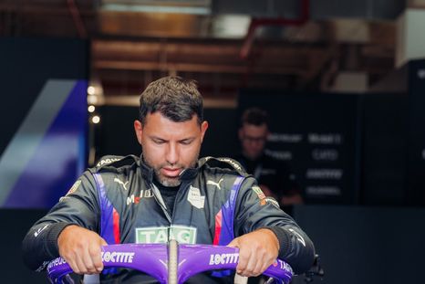 El Kun Agüero debutó en la Fórmula E y por radio le pidieron que frenara. Foto: @PorscheFormulaE El Kun Agüero debutó en la Fórmula E y por radio le pidieron que frenara. Foto: @PorscheFormulaE